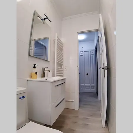 Apartamento Doctor Olivares 55, Con Desayuno Y Garaje Incluido! *