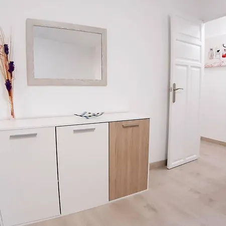 Apartamento Doctor Olivares 55, Con Desayuno Y Garaje Incluido! *